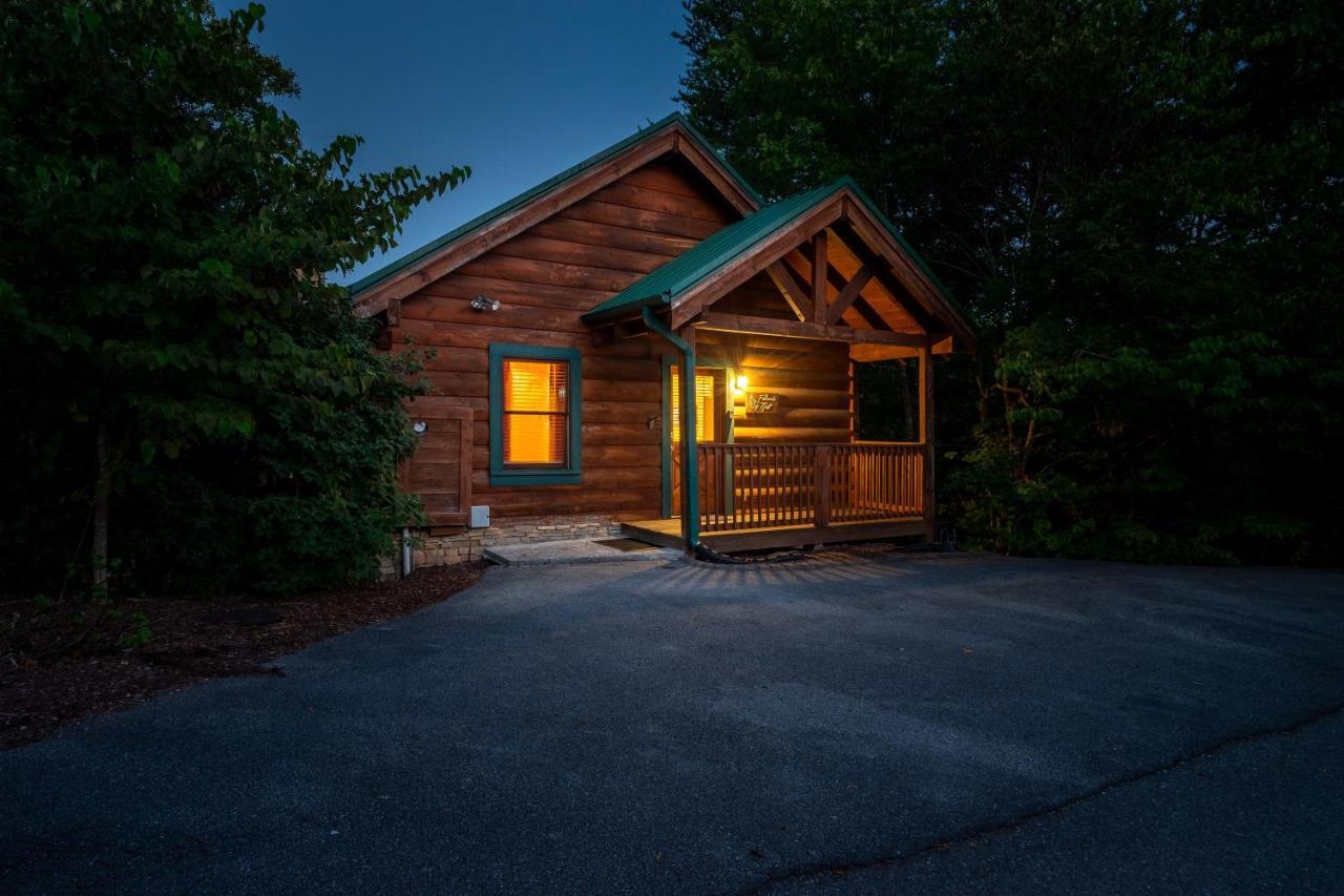 Cozy Log Cabin!! In Heart Of Pf & Close To The Smokies Pigeon Forge Exterior photo
