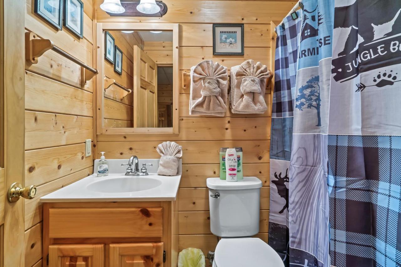Cozy Log Cabin!! In Heart Of Pf & Close To The Smokies Pigeon Forge Exterior photo