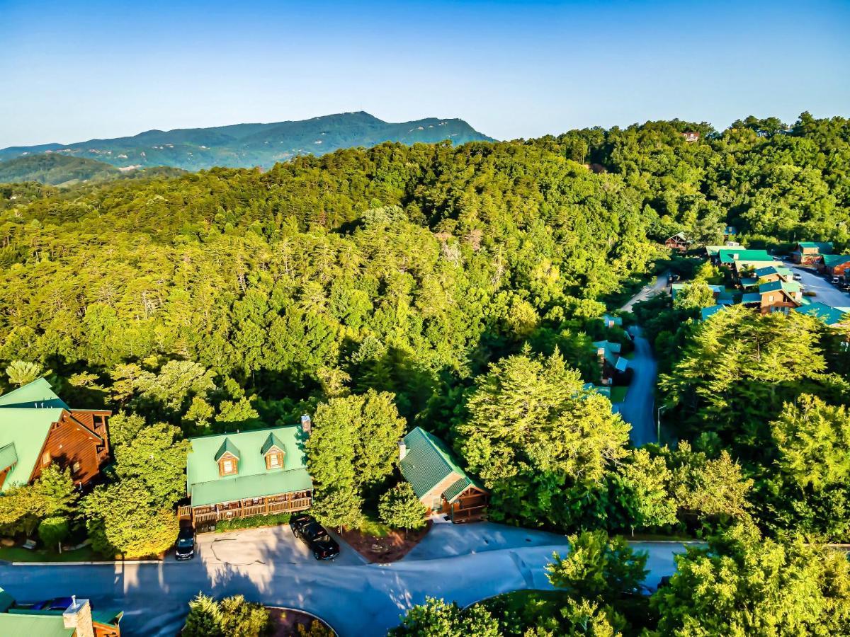 Cozy Log Cabin!! In Heart Of Pf & Close To The Smokies Pigeon Forge Exterior photo